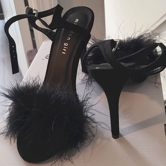 Women Black Sandals Heels - Picture 1 of 3